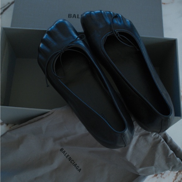 BALENCIAGA Women’s ANATOMIC Ballet Flats Shoes - Picture 1 of 16